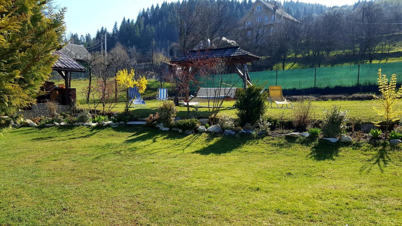 Cabana Rustic Borşa Eksteriør bilde