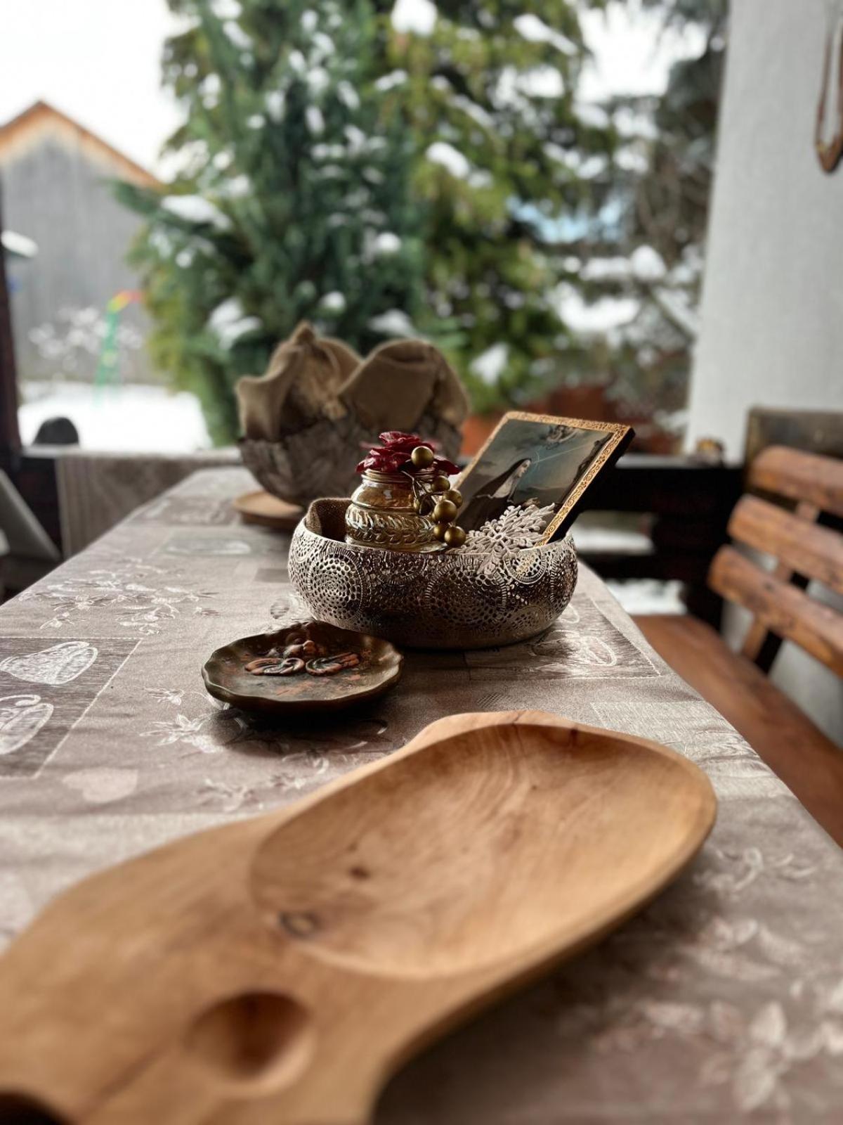 Cabana Rustic Borşa Rom bilde